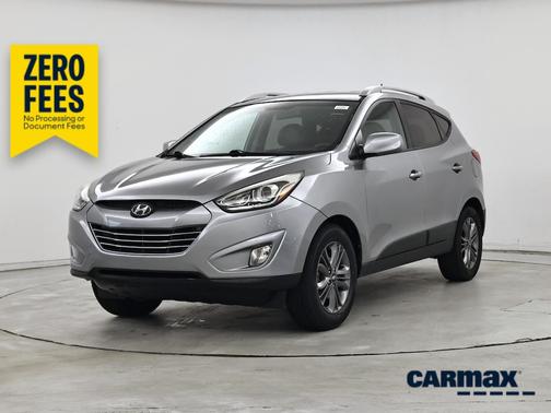 Gray 2015 Hyundai TUCSON SE