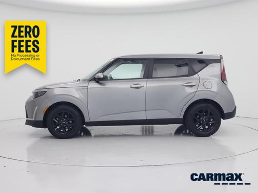 Gray 2024 Kia Soul LX