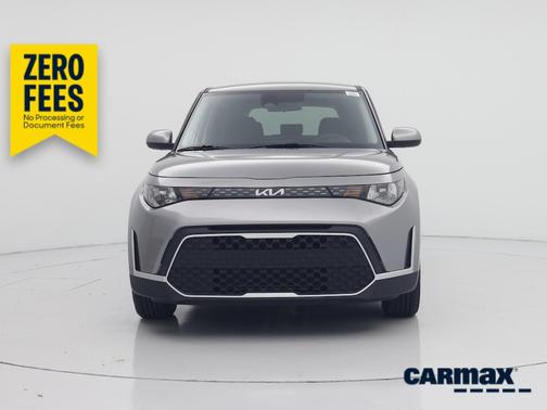 Gray 2024 Kia Soul LX