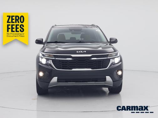 Black 2024 Kia Seltos EX