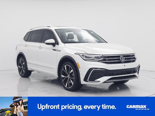 White 2023 Volkswagen Tiguan SEL R-Line