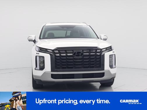 White 2023 Hyundai PALISADE Limited