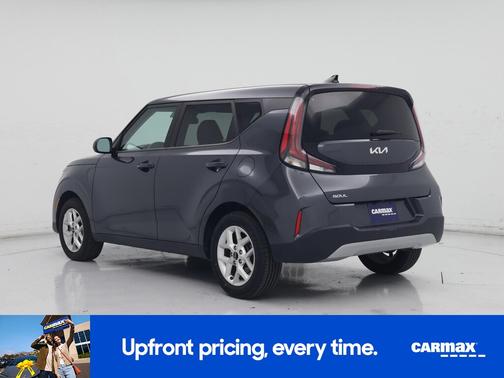 Gray 2023 Kia Soul LX