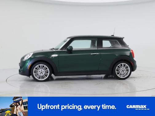 Green 2015 MINI Hardtop S
