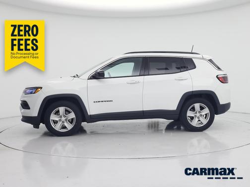 White 2022 Jeep Compass Latitude