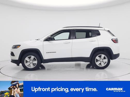 White 2022 Jeep Compass Latitude
