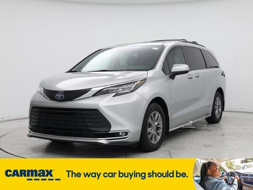 2021 Toyota Sienna XLE