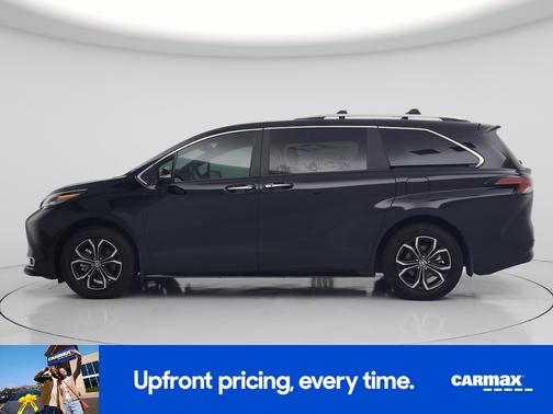 Black 2025 Toyota Sienna Platinum