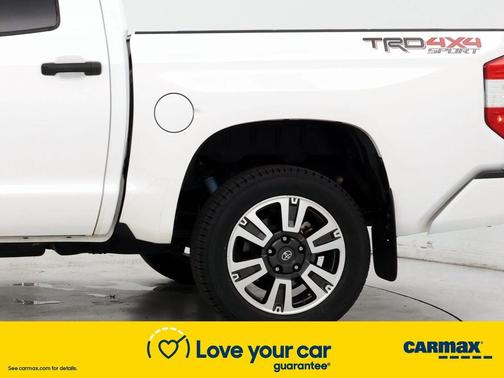 Photo 3 of 26 of 2019 Toyota Tundra SR5