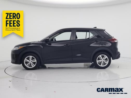 Black 2024 Nissan Kicks S