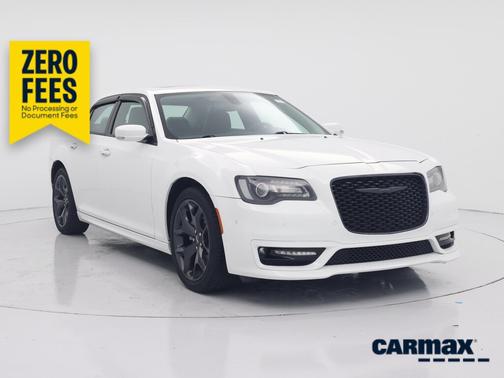 White 2023 Chrysler 300 Touring L