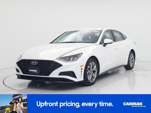 White 2020 Hyundai SONATA SEL