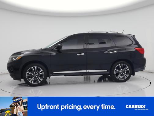 2017 Nissan Pathfinder Platinum