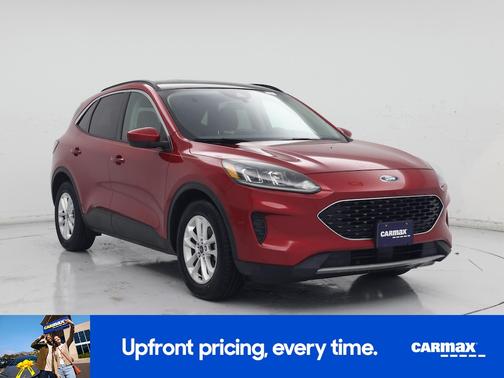 Red 2020 Ford Escape SE