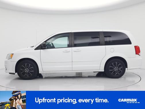 White 2016 Dodge Grand Caravan SE