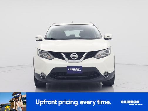 White 2017 Nissan Rogue Sport SL