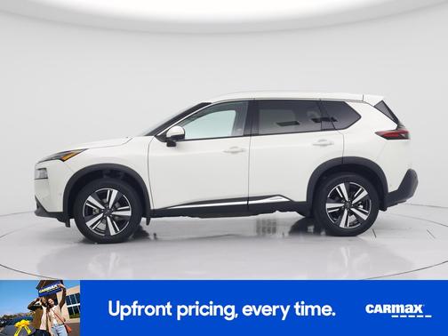 White 2023 Nissan Rogue SL