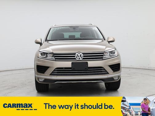 2016 Volkswagen Touareg Lux