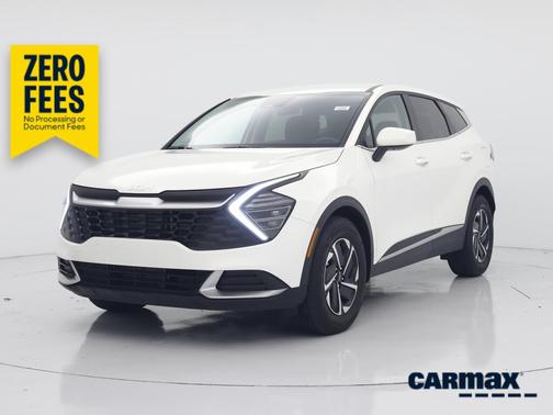 White 2025 Kia Sportage Hybrid LX