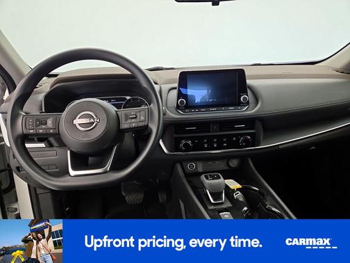 White 2023 Nissan Rogue S