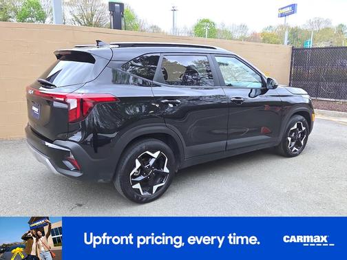 Black 2025 Kia Seltos S