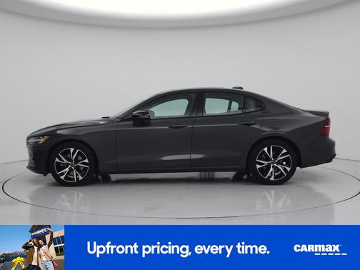 Gray 2024 Volvo S60 B5 Core Dark Theme