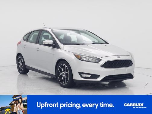 Gray 2016 Ford Focus SE