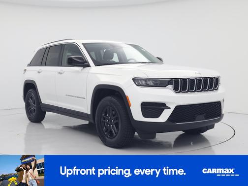 White 2023 Jeep Grand Cherokee Laredo