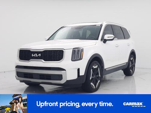 White 2024 Kia Telluride EX