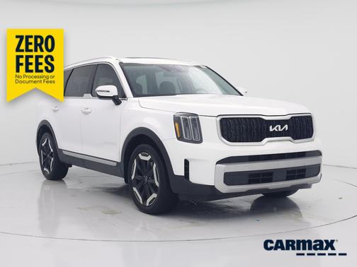 White 2024 Kia Telluride EX