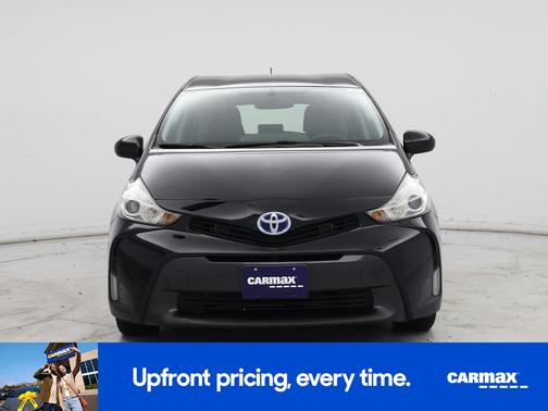 2017 Toyota Prius v Four