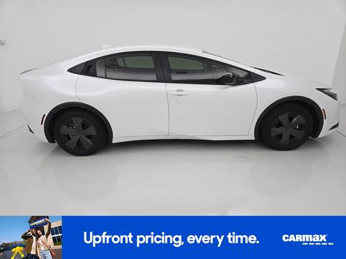 2024 Toyota Prius LE