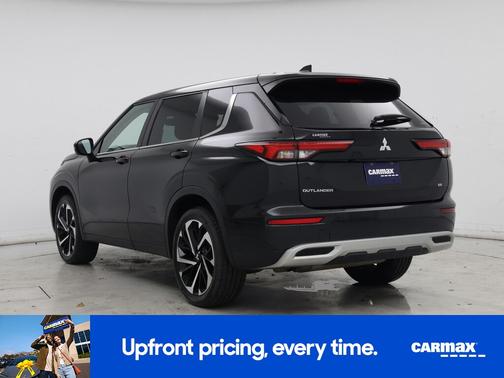 2023 Mitsubishi Outlander SE