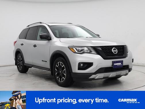 2020 Nissan Pathfinder SL