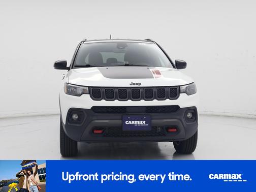 White 2023 Jeep Compass Trailhawk