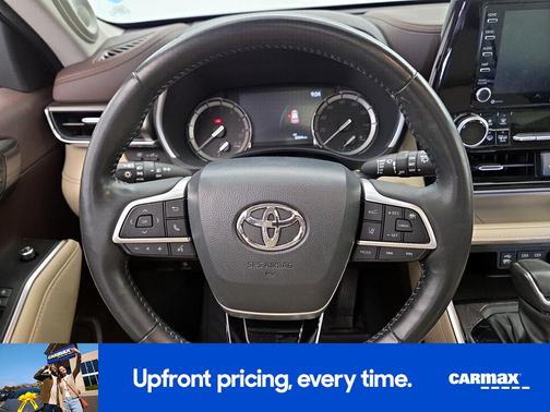Burgundy 2022 Toyota Highlander Limited