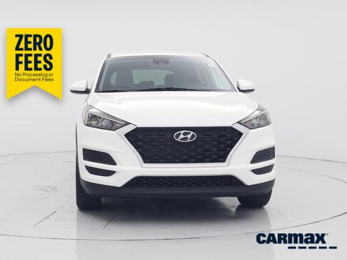 White 2020 Hyundai TUCSON SE