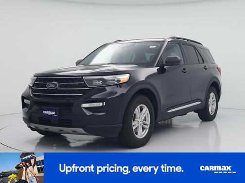 Black 2023 Ford Explorer XLT