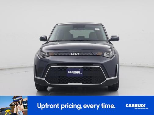 Gray 2025 Kia Soul LX