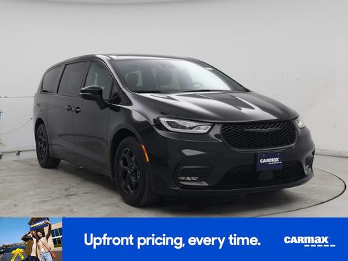 2023 Chrysler Pacifica Hybrid Touring L