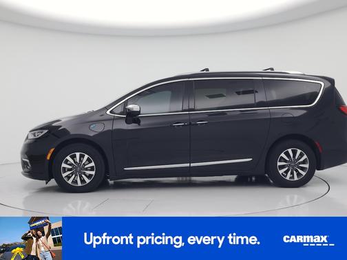 Black 2021 Chrysler Pacifica Hybrid Limited