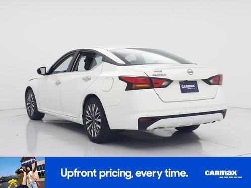 White 2025 Nissan Altima SV