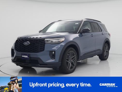 Gray 2025 Ford Explorer ST-Line