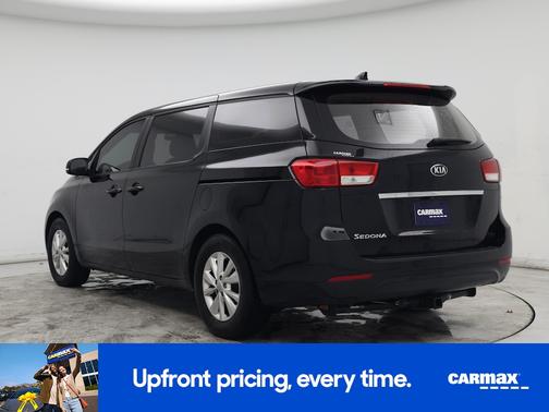 2017 Kia Sedona L
