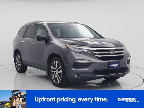 Gray 2018 Honda Pilot Touring