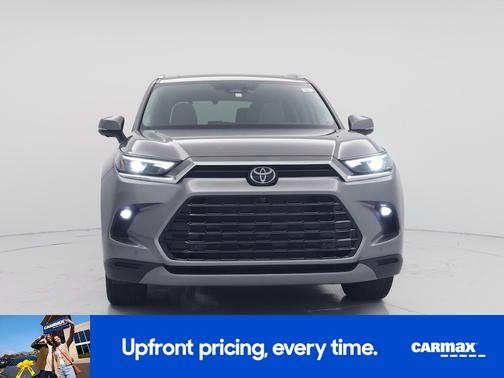 Gray 2025 Toyota Grand Highlander Platinum