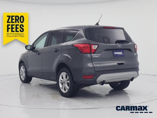 Gray 2019 Ford Escape SE