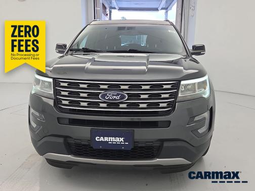 Gray 2017 Ford Explorer XLT