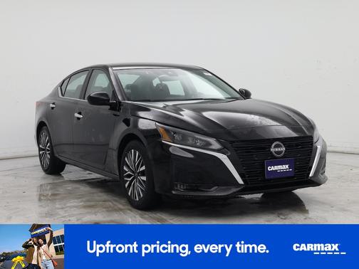 2024 Nissan Altima SV