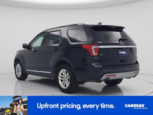 Black 2017 Ford Explorer XLT